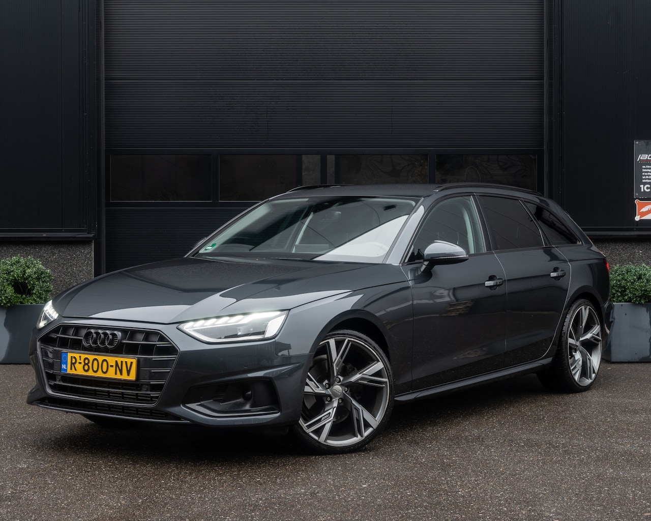 Audi A4 Avant - 40 TFSI S Edition Avant | Navi | Virtual | Trekh | Camera | Side Assis | Drive Select | So - AutoWereld.nl