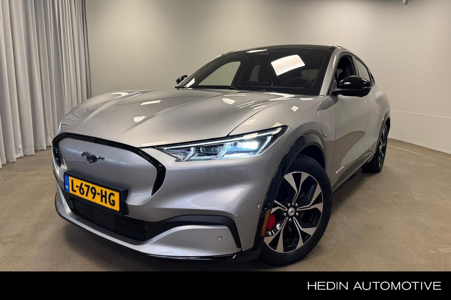 Ford Mustang Mach-E - AWD 75 kWh | Pano | Tech Pack+ - AutoWereld.nl