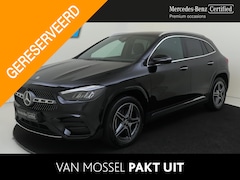 Mercedes-Benz GLA-Klasse - 250 e AMG Line Keyless / Parkeercamera / Privacy Glass / Sfeerverlichting / Stoelverwarmin