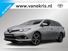 Toyota Auris Touring Sports - 1.8 Hybrid Dynamic Ultimate, Stoelverwarming, Cruise Control, DAB Radio, Keyless Entry, Pa