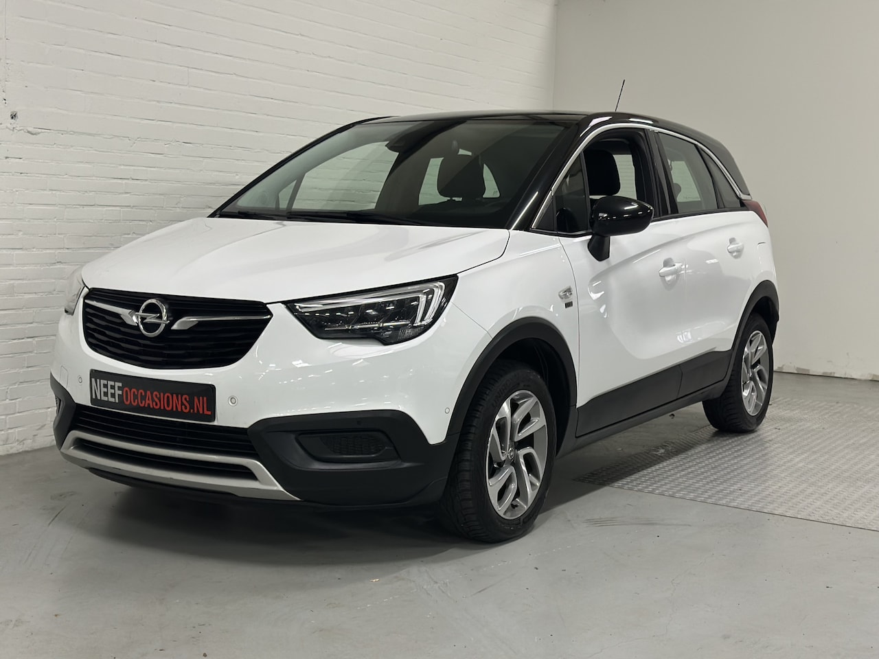 Opel Crossland X - 1.2 Turbo 120 Jaar Edition CLIMA /CRUISE /CEMERA / NAVI - AutoWereld.nl