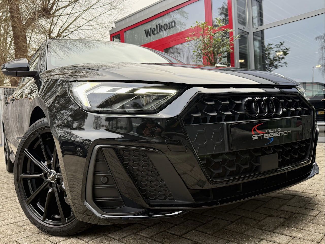Audi A1 Sportback - 25 TFSI *!* 2x S-LINE *!* CARPLAY/ LED/ 18 INCH/ 21 DKM *!* - AutoWereld.nl