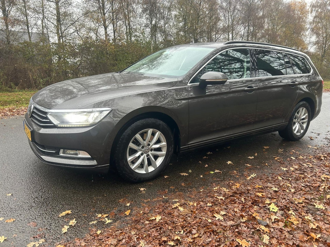 Volkswagen Passat Variant - 2.0 TDI Comfortline Business 2.0 TDI Comfortline Business - AutoWereld.nl