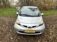 Toyota Aygo - 1.0-12V