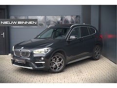 BMW X1 - sDrive18i High Executive X Line | Panoramadak | Harman Kardon | Parkeersensoren | Head-Up