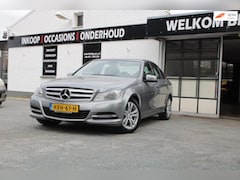 Mercedes-Benz C-klasse - 200 Avantgarde Automaat / Navi / APK nieuw / CruiseControl / Parkeersensoren