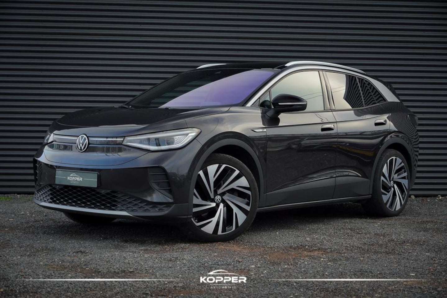 Volkswagen ID.4 - 1st 77KwH / Pano / Massage / Stoelverwarming / Incl BTW - AutoWereld.nl