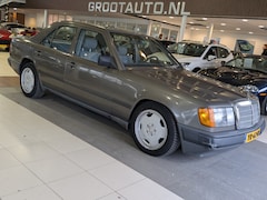 Mercedes-Benz 200-500 (W124) - 230 E Automaat NAP, Airco, Schuif-/Kanteldak elek., Trekhaak