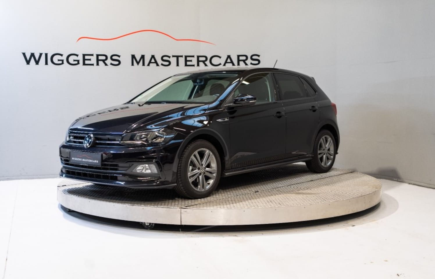 Volkswagen Polo - 1.0 TSI Highline Business R-Line, 16 LM velgen, PDC, Multimedia - AutoWereld.nl