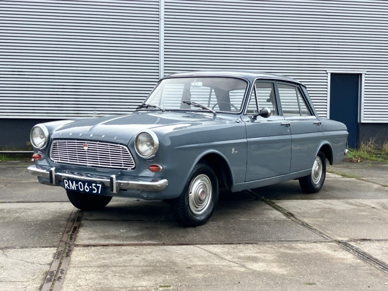Ford Taunus - 12M - AutoWereld.nl