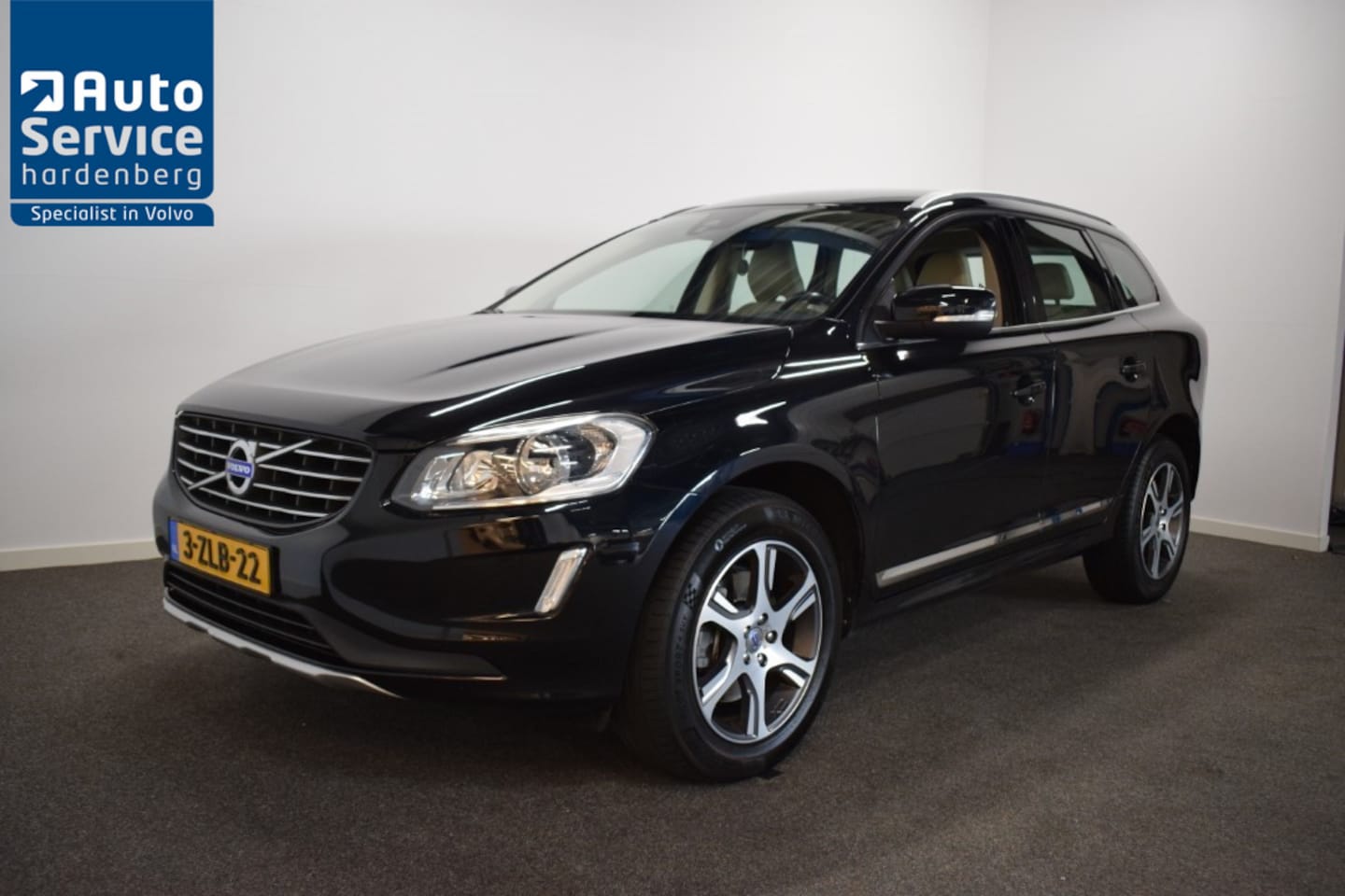 Volvo XC60 - 2.0 T5 245pk AUT8 FWD Summum Trekhaak 1600kg/ Leer/ Stoel+ Voorruitverw./ Navi/ Cruise - AutoWereld.nl