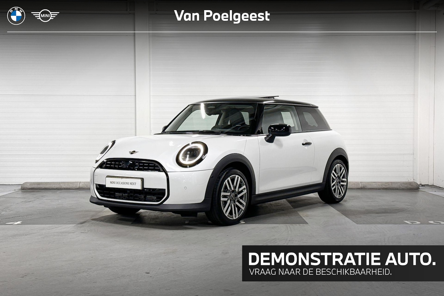 MINI Cooper - C | Classic Uitvoering | Pakket M | Parallel Spoke two-tone - AutoWereld.nl