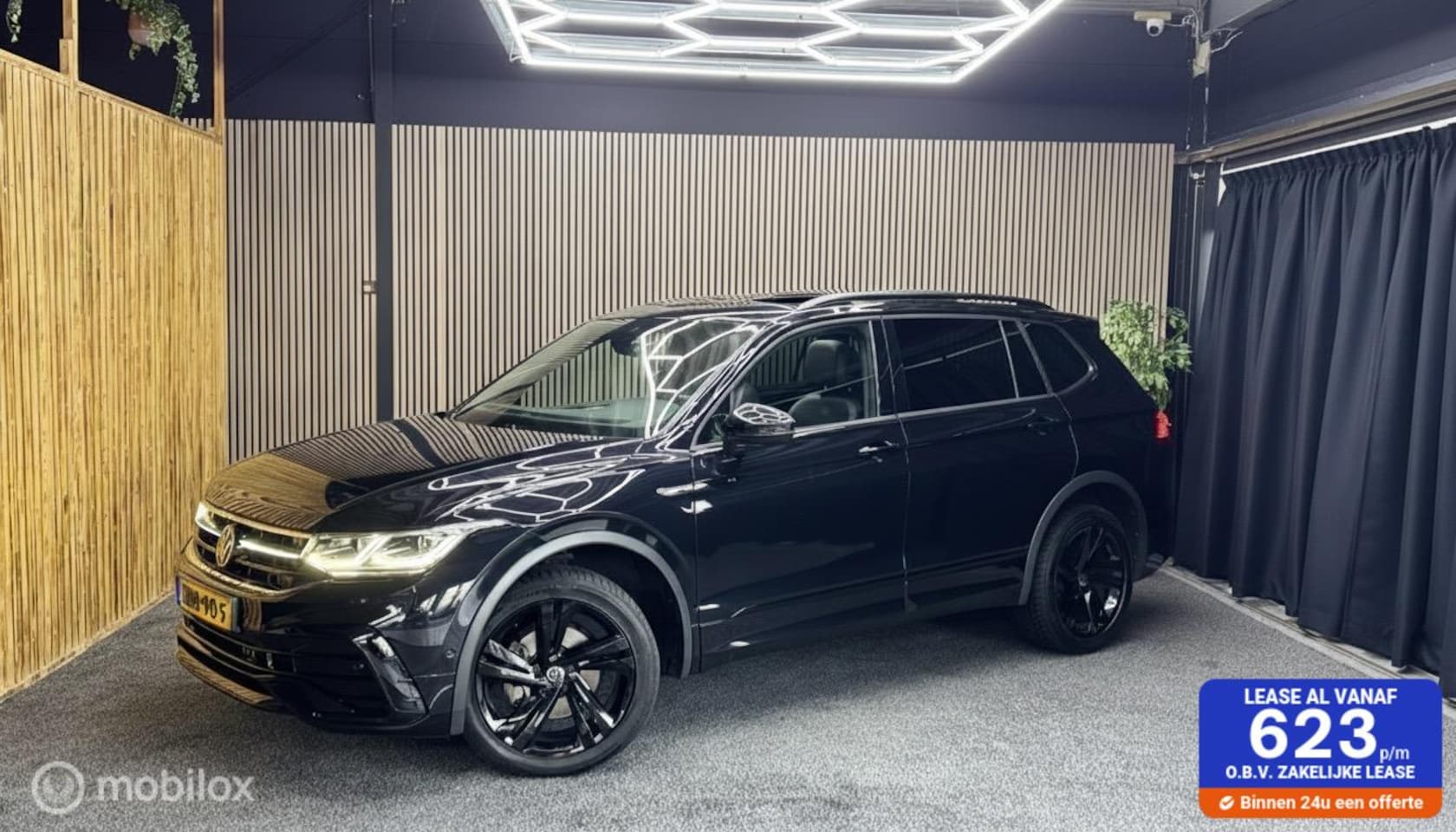 Volkswagen Tiguan Allspace - 1.5 TSI R-Line Allspace|Pano|Matrix|ACC|19 - AutoWereld.nl