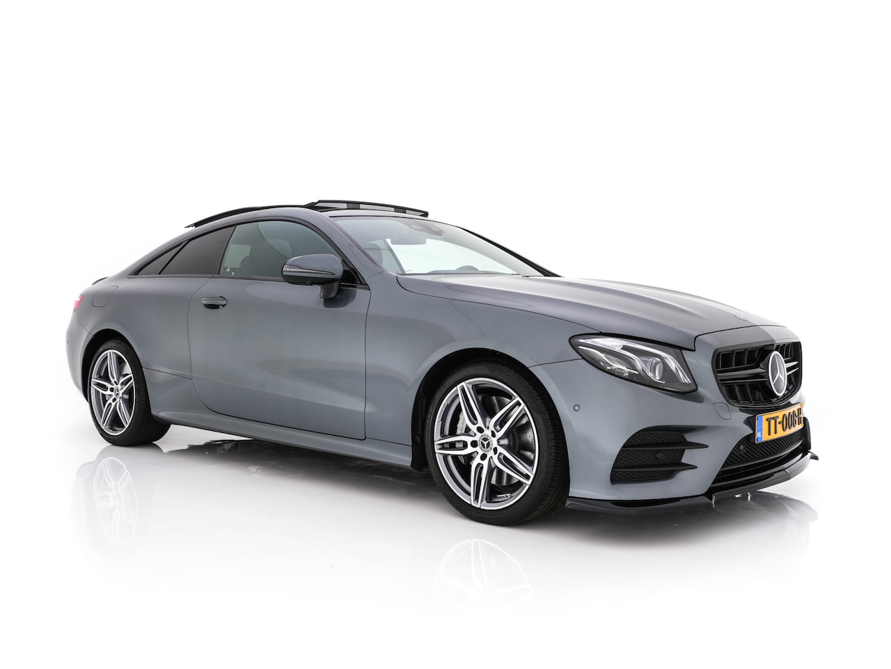 Mercedes-Benz E-klasse Coupé - 400 4MATIC Premium Plus *AUT | AMG-SPORTPACK | PANO | FULL-LEATHER | FULL-LED | NAVI-FULLM - AutoWereld.nl