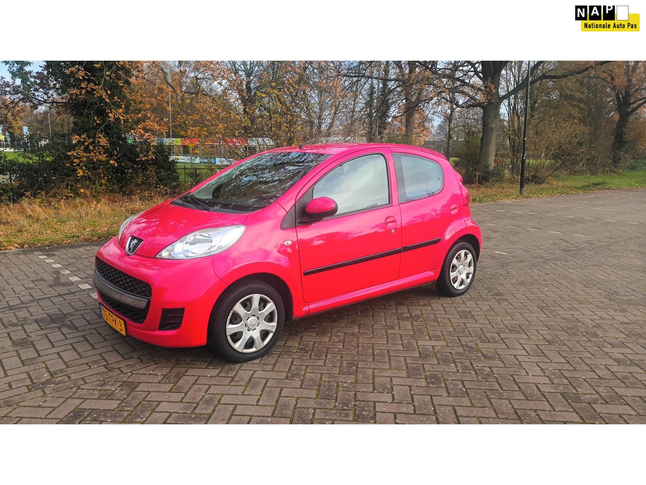 Peugeot 107 - 1.0-12V XS 5 deurs - AutoWereld.nl