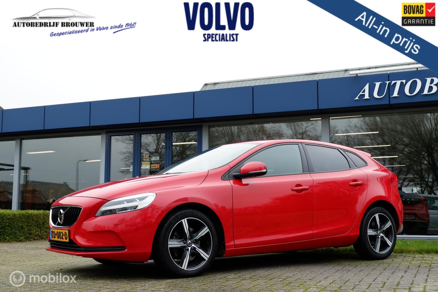 Volvo V40 - MY17 2.0 T2 225PK NORDIC+ | STANDKACHEL | RICA | DIFFUSER | 17INCH | LED - AutoWereld.nl