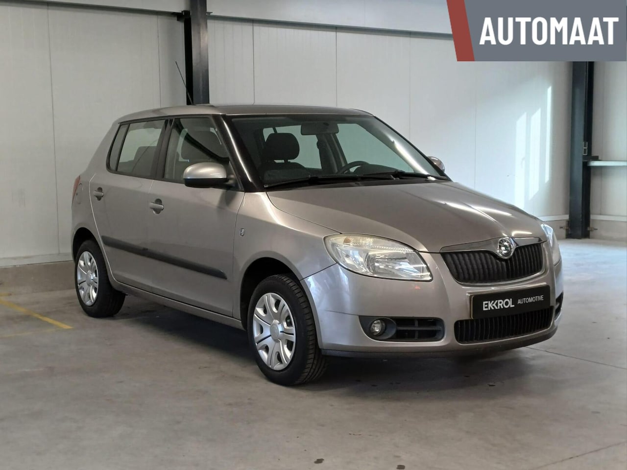 Skoda Fabia - 1.6-16V Ambiente Automaat (Org.NL/Trekhaak/NAP) - AutoWereld.nl