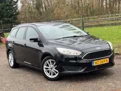 Ford Focus Wagon - 1.0 Trend Edition /Navi/Trekhaak/Airco/