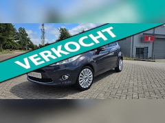 Ford Fiesta - 1.6 Ghia Airco, Nieuw A.P.K, luxe uitvoering recent NW Koppeling