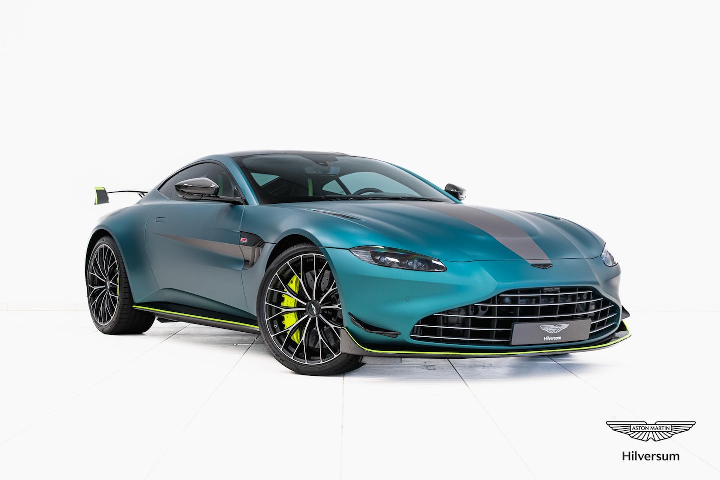 Aston Martin Vantage - Coupe F1 Edition CCM Brakes - AutoWereld.nl