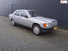 Mercedes-Benz 190-serie - 2.0 E automaat / apk 22-7-2027