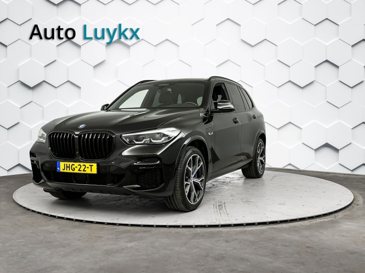 BMW X5 - xDrive45e High Executive M-Sport | 21'' L.M. Velgen | Panoramadak | Elektrische Achterklep - AutoWereld.nl