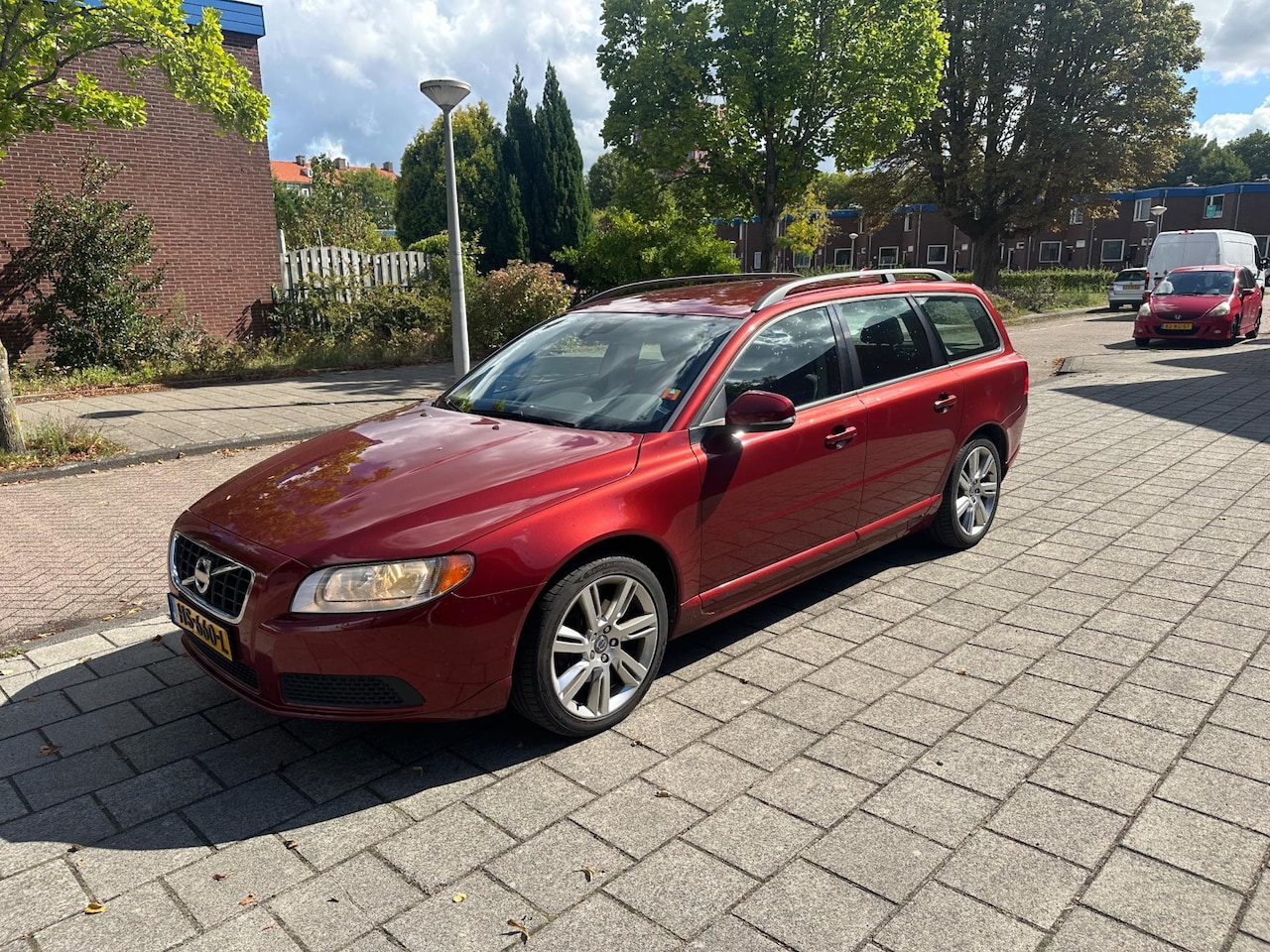 Volvo V70 - 2.0 T5 Bi-Fuel CNG+Benz Cruise Climate - AutoWereld.nl