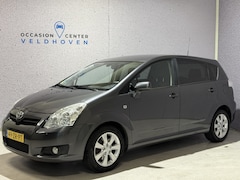 Toyota Verso - 1.8 VVT-i Luna // TREKHAAK //