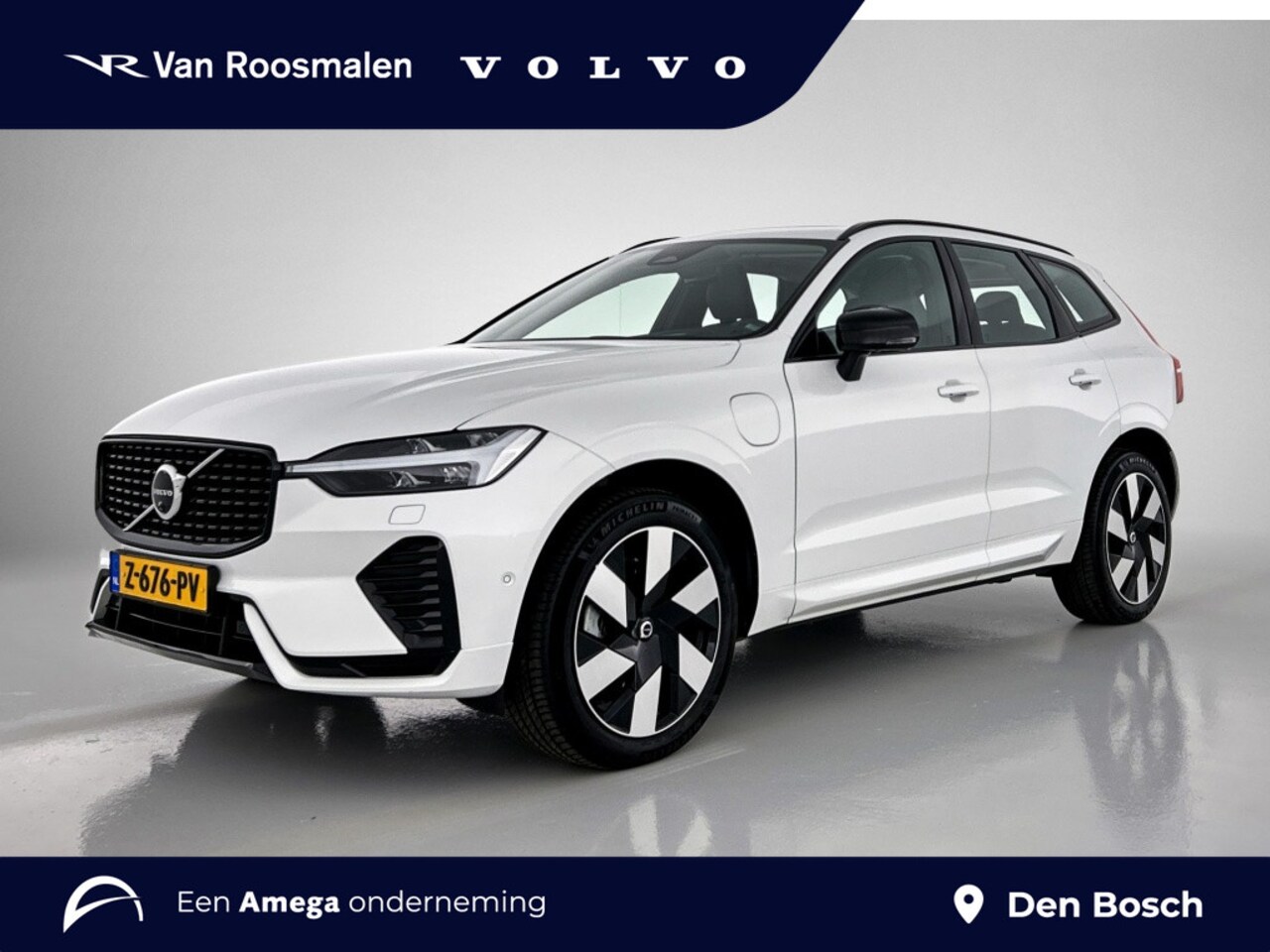Volvo XC60 - 2.0 T6 AWD Ultra Dark | trekhaak - AutoWereld.nl