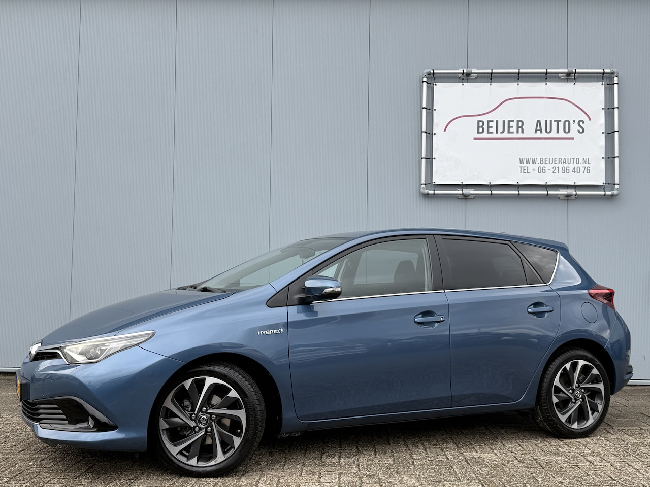 Toyota Auris - Sports 1.8 Hybrid Freestyle Automaat Navigatie/Camera. - AutoWereld.nl