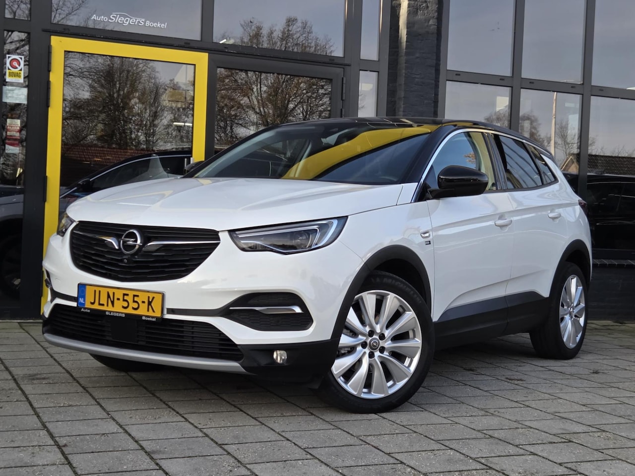 Opel Grandland X - 1.6 Turbo Automaat 1600KG Trekg | Camera + Sensoren | Climate | Cruise | Navi | Tel | Carp - AutoWereld.nl
