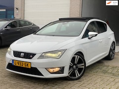 SEAT Leon - 1.8 TSI FR Business/AUTOMAAT/ 1e EIG/ dealeronderhouden/ 1jaar apk/ volle opties