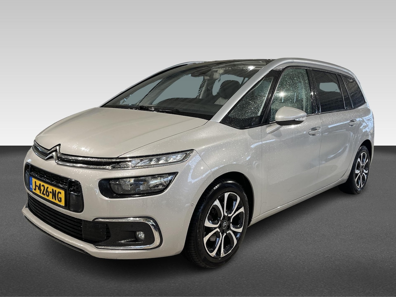 Citroën C4 SpaceTourer - 1.2 PureTech 130pk S&S Shine 7-Pers. Automaat | Pano | Stoelverwarming | - AutoWereld.nl