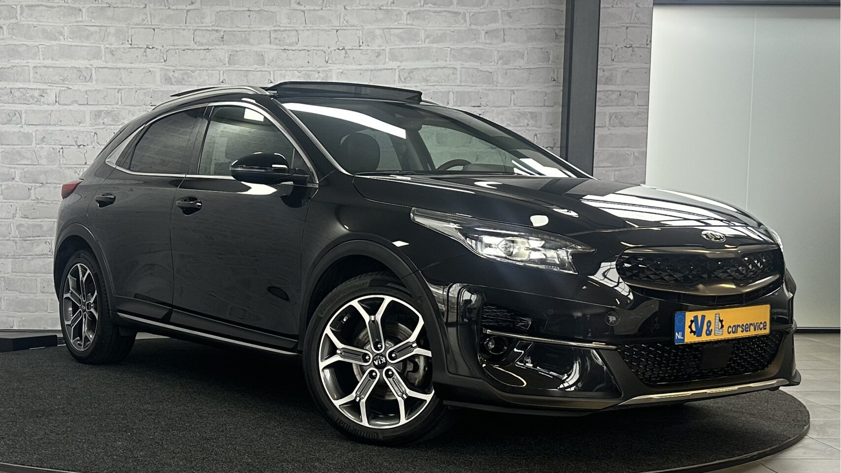 Kia XCeed - 1.6 GDi PHEV ExecutiveLine / Stoelverwr./koeling / Pano / ACC / Carplay - AutoWereld.nl