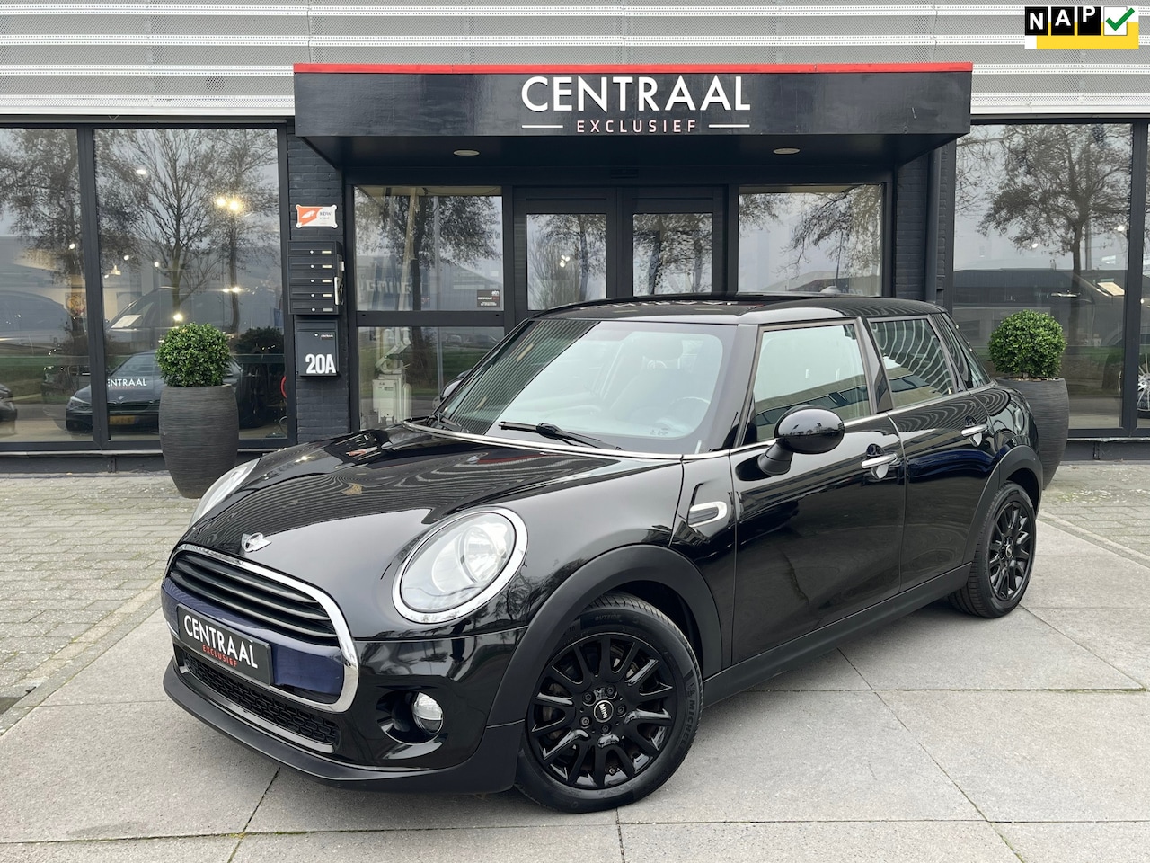 MINI Cooper - Mini 1.5 Salt Business|NL-Auto|Navi|Cruise Control|Bluetooth|Airco|136PK - AutoWereld.nl