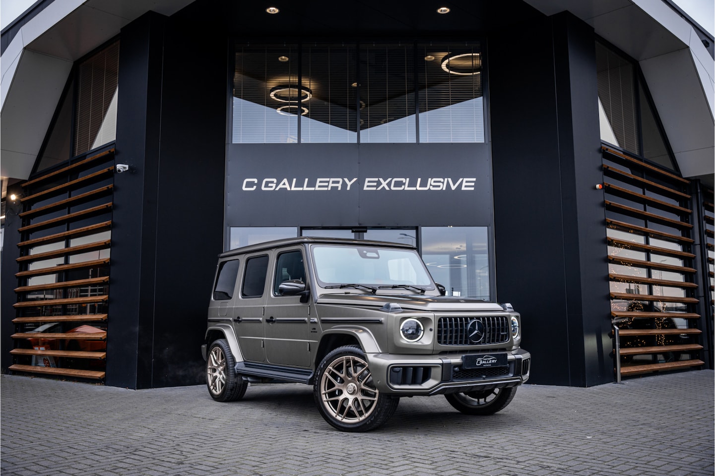 Mercedes-Benz G-klasse - AMG G63 - Fully PPF | Monza Grijs Magno | Carbon | Panorama | Burmester - AutoWereld.nl