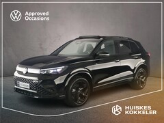Volkswagen Tiguan - R-Line Edition 1.5 TSI eHybrid 272pk DSG Automaat Black Style, Trekhaak, Panoramadak, Adap