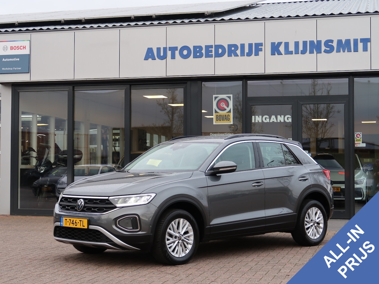 Volkswagen T-Roc - 1.0 TSI Life | Navigatie | Parkeersensoren | App Connect | - AutoWereld.nl