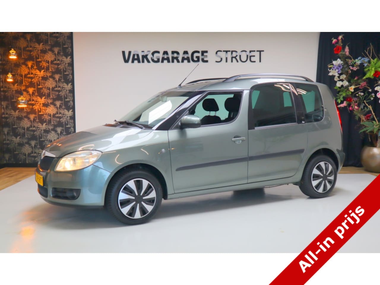 Skoda Roomster - 1.4-16V Style | cruise | airco | 4 nw Allseasons | jaarbeurt - AutoWereld.nl