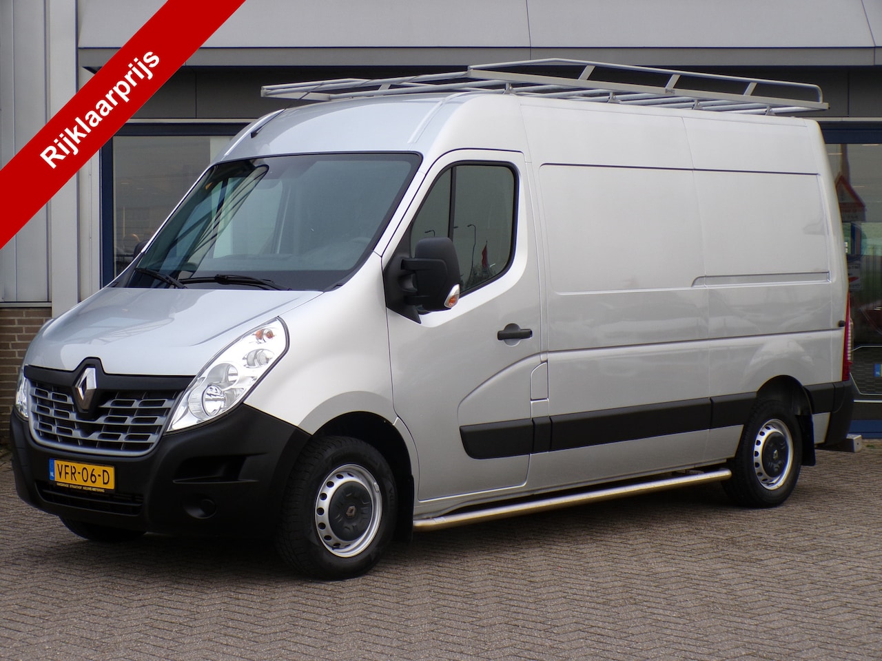 Renault Master - T35 2.3 dCi L2H2 Energy T35 2.3 dCi L2H2 Energy, Trekhaak / Imperiaal + Betonplex Vloer / Sensoren + Camera / Airc - AutoWereld.nl