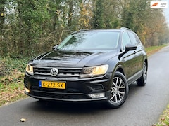Volkswagen Tiguan - 1.4 TSI Comfortline Business | ACC + Trekhaak + Airco Nu € 12.950,