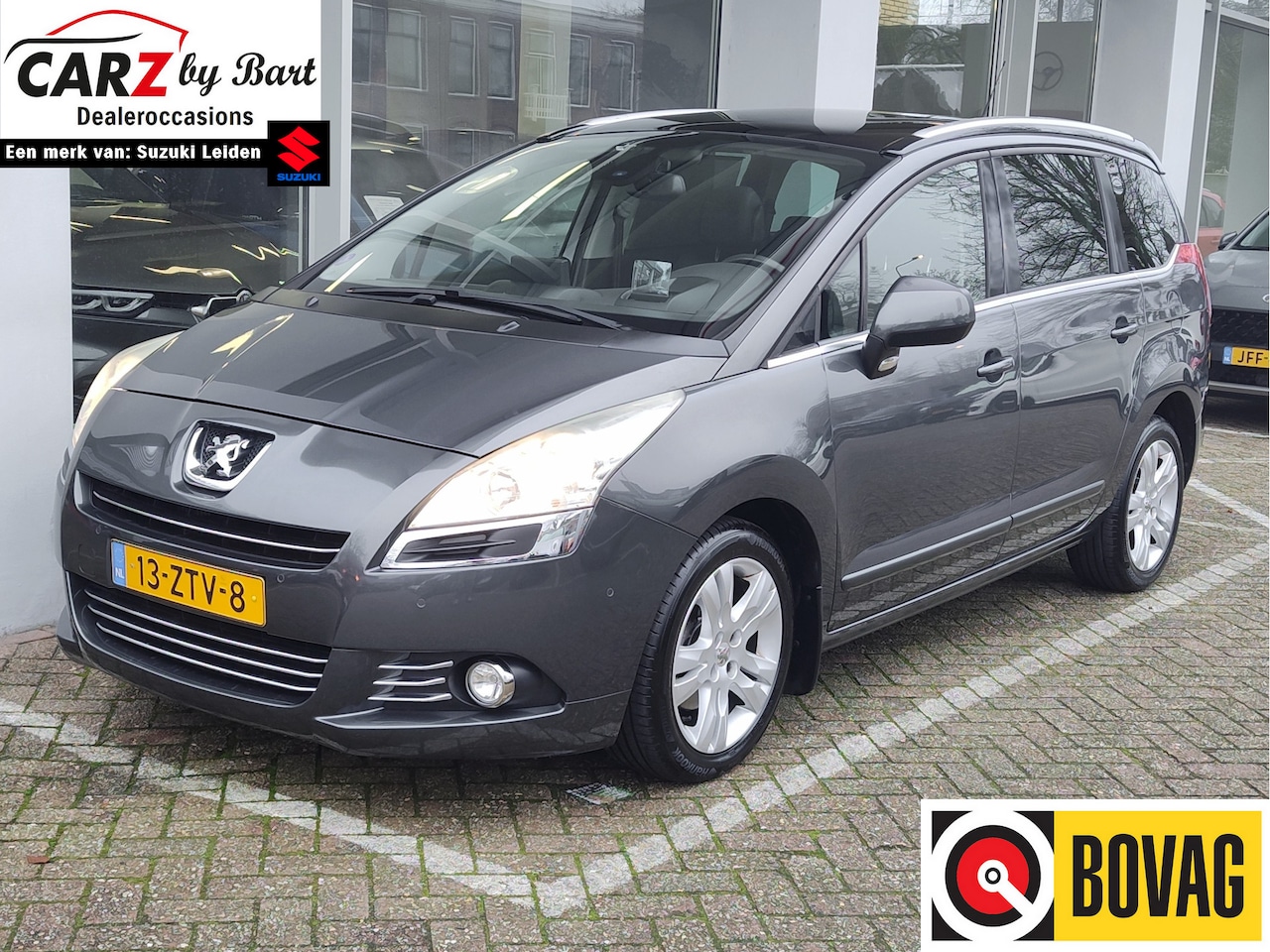 Peugeot 5008 - 1.6 ALLURE 5P AUTOMAAT Leder | Head-up display | Stoelverwarming | Trekhaak - AutoWereld.nl