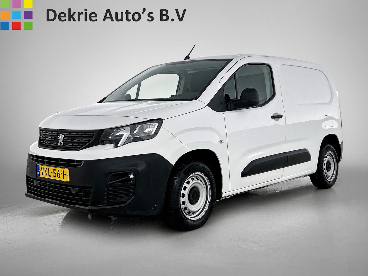 Peugeot Partner - 1.2 Benzine 111PK Euro6 *Distributie bij 66Dkm.vervangen* Premium / Airco / Navigatie / Sc - AutoWereld.nl