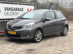 Toyota Yaris - 1.3 VVT-i Aspiration Nieuwe APK