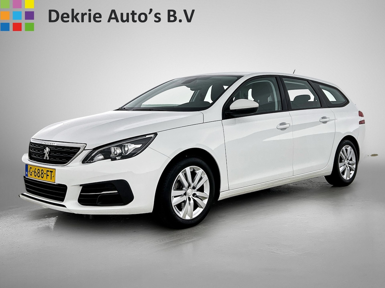 Peugeot 308 SW - 1.2 111PK PureTech Active * Distributie vv bij 85Dkm.* / Trekhaak / Navigatie / Airco-ecc. - AutoWereld.nl