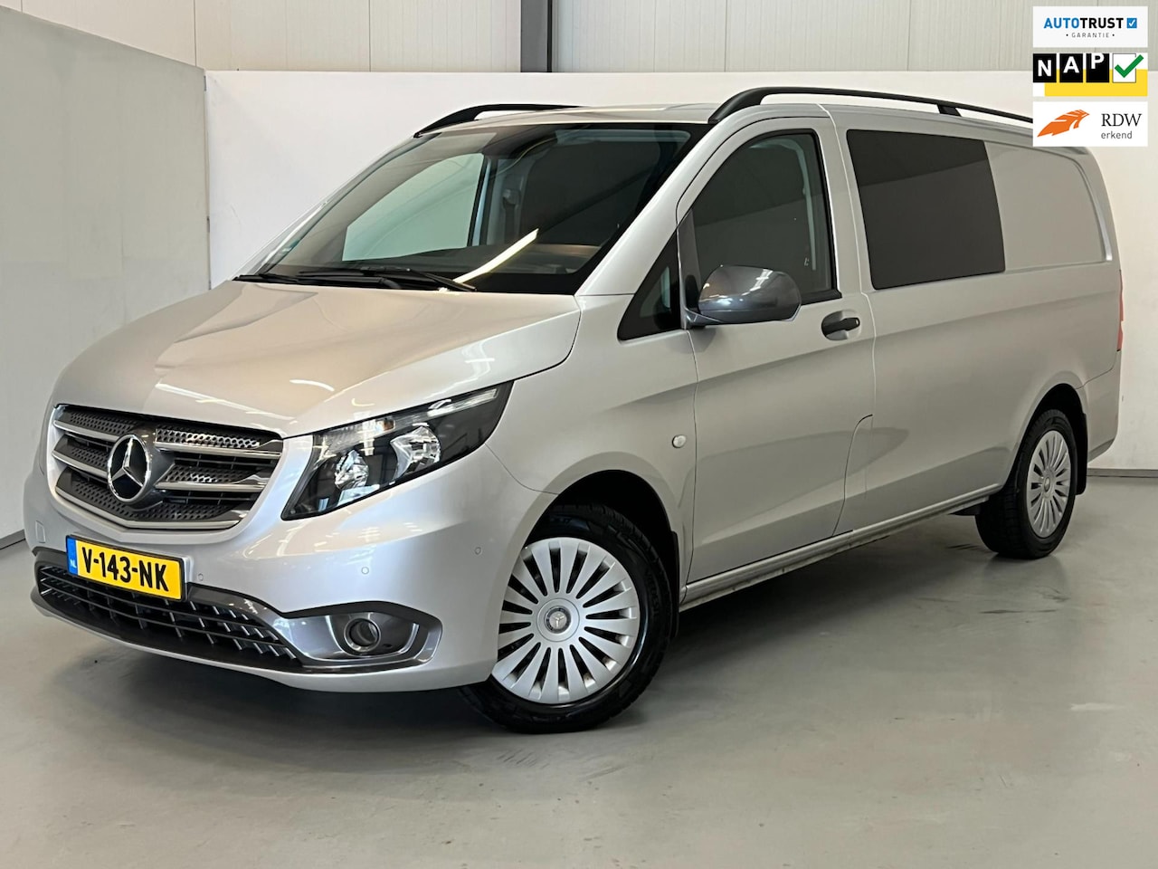 Mercedes-Benz Vito - 114 CDI Lang / 1e eig / Camera / Stoelverwarming - AutoWereld.nl