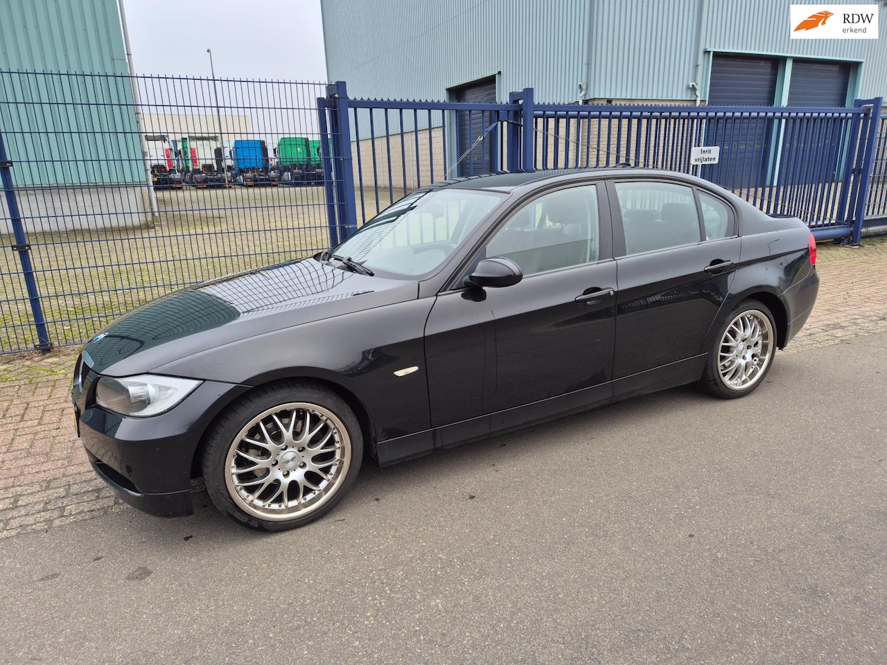 BMW 3-serie - 318i AUT. *EINDEJAARS AANBIEDING!!! - AutoWereld.nl