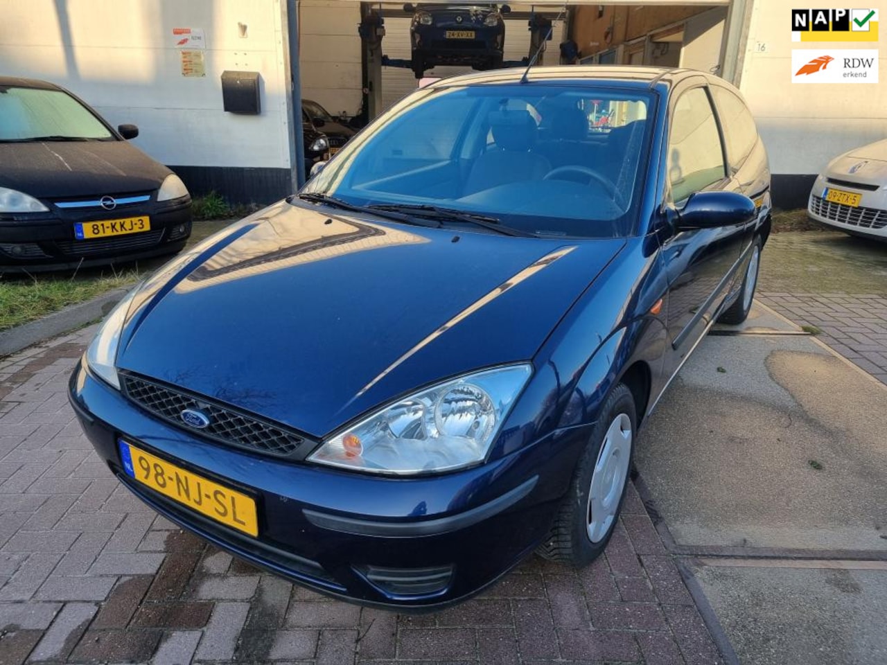Ford Focus - 1.4-16V Cool Edition 1.4-16V Cool Edition - AutoWereld.nl