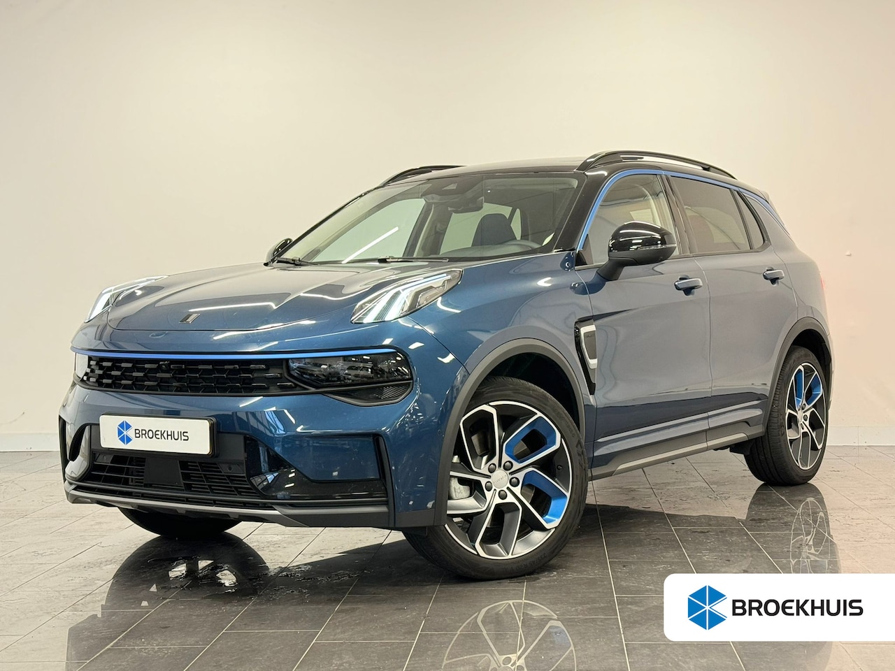 Lynk & Co 01 - 1.5 | Alarmsysteem | Apple Carplay/Android Auto|telefoonintegratie premium | Buitenspiegel - AutoWereld.nl