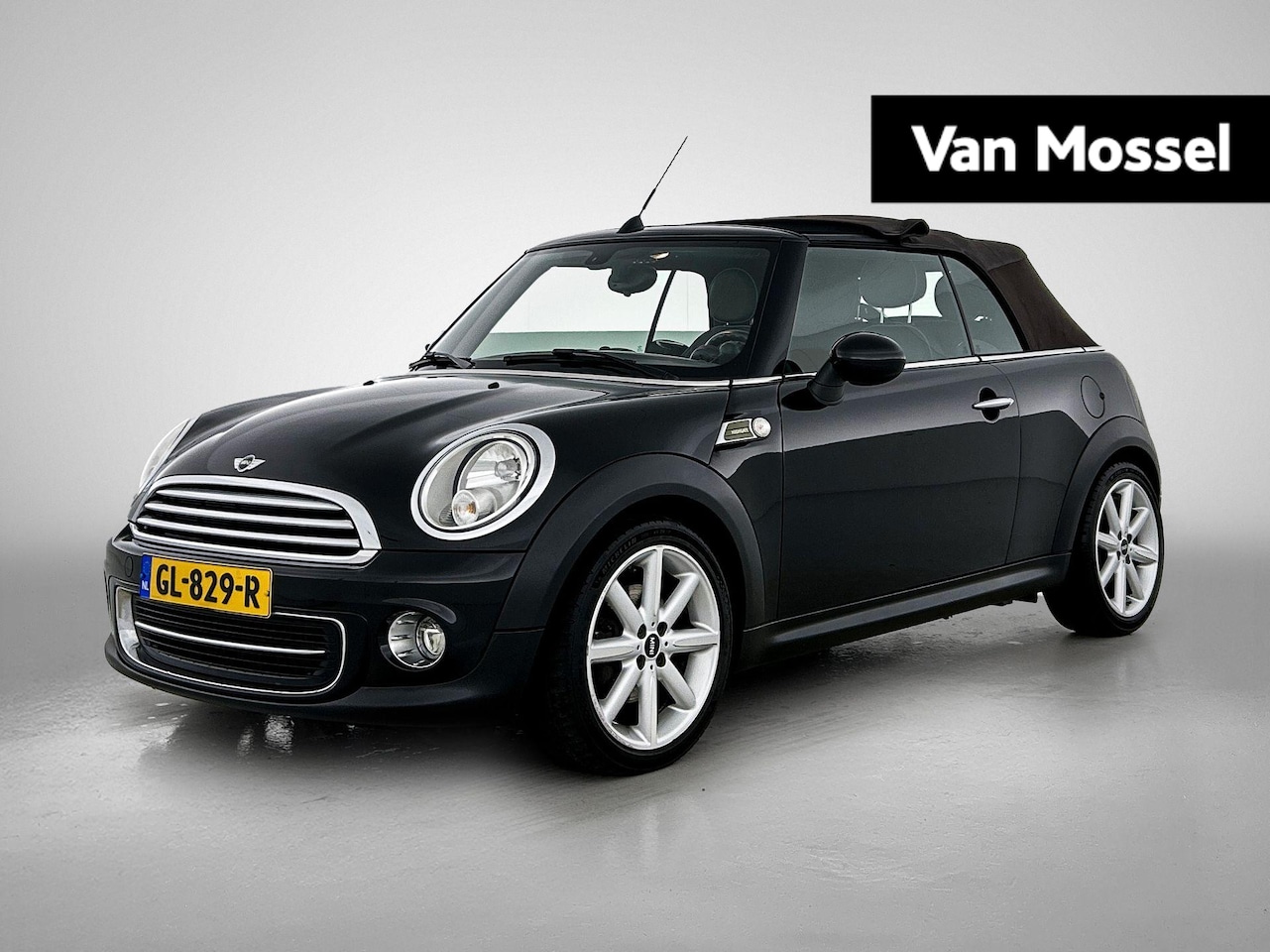 MINI Cabrio - Mini 1.6 Cooper | LMV | Parkeer sensoren | Leder | Cruise control | Bluetooth | Stoel verw - AutoWereld.nl